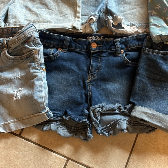 Cat&Jack Justice Disney Store Art Class Summer Lot Girls - Picture 6 of 12